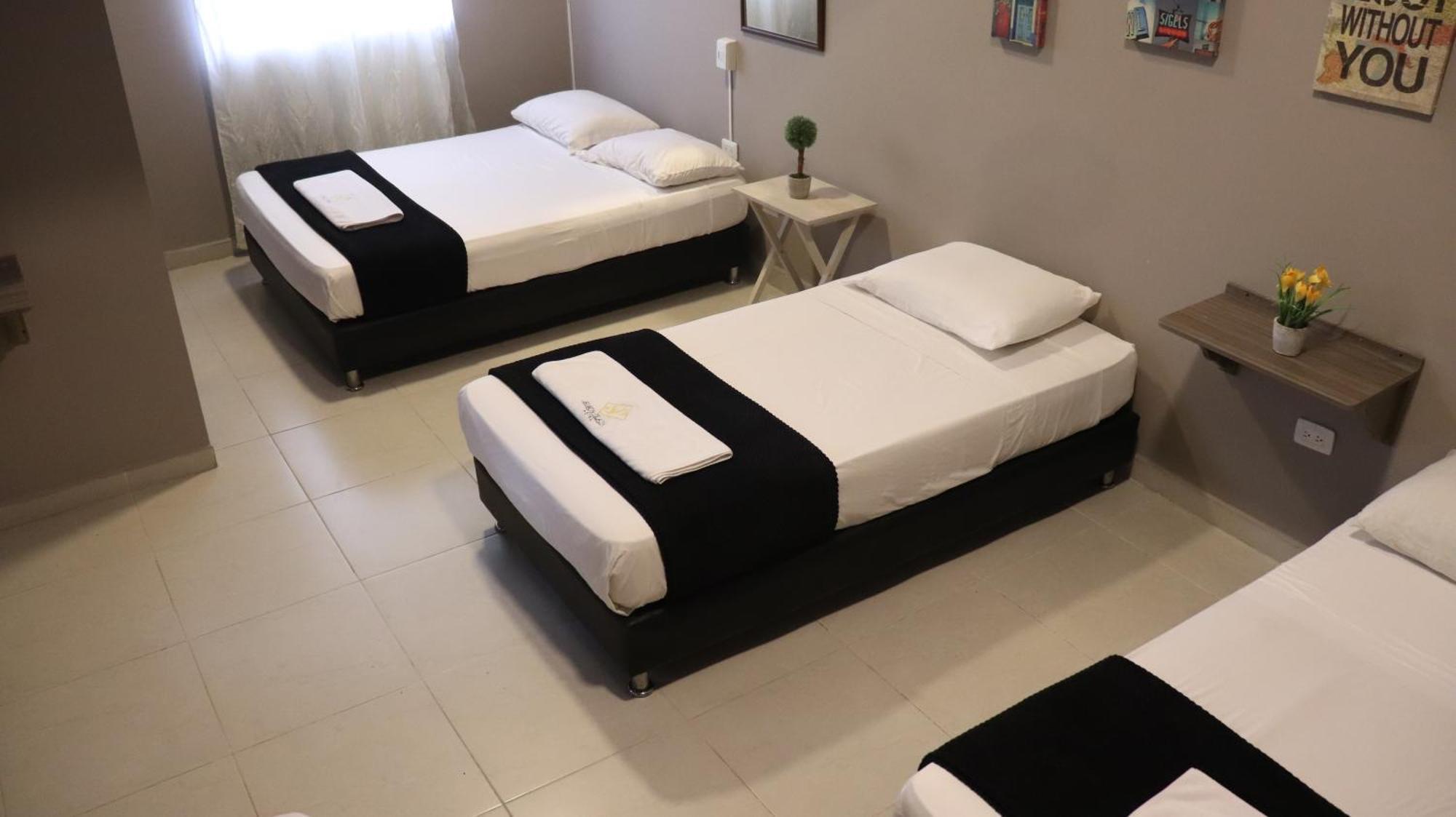 Hotel Simon Plaza Pereira Dış mekan fotoğraf