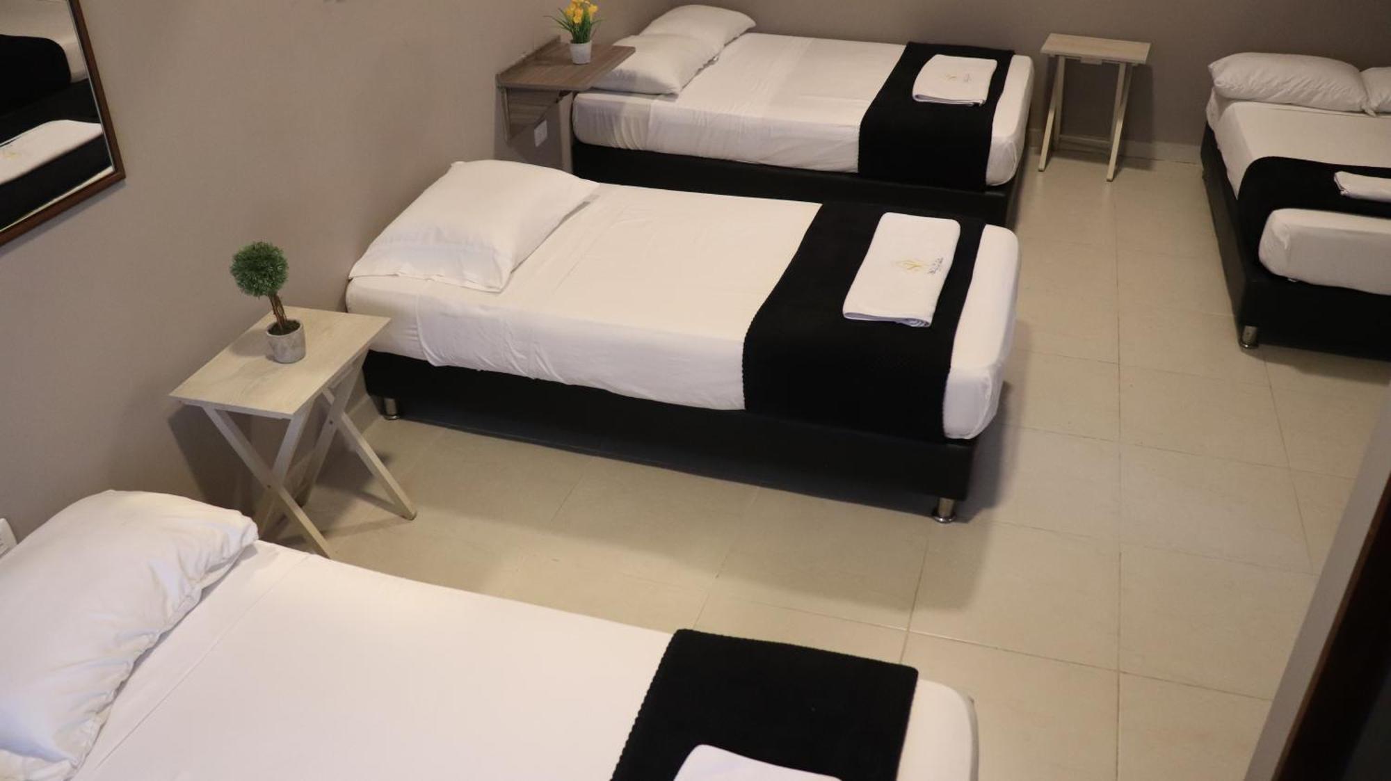 Hotel Simon Plaza Pereira Dış mekan fotoğraf